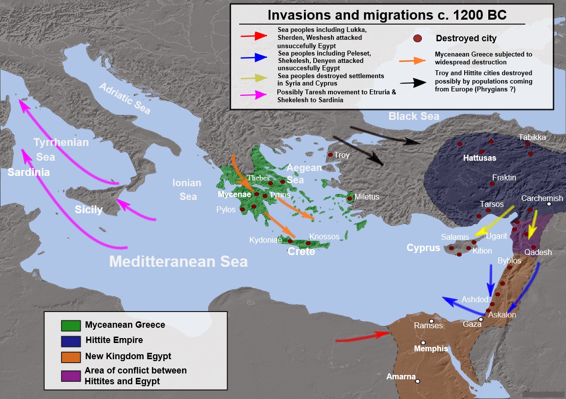 上图：青铜时代崩溃（Bronze Age Collapse）期间的入侵、破坏和可能的人口流动。从主前1200-900年的青铜器时代崩溃是整个中东、北非、小亚细亚、高加索、爱琴海和巴尔干地区的黑暗时代。这一地区的古代青铜文明曾经创造过几个世纪的灿烂文化，许多帝国、城邦通过通商、联姻，建立了一个互相依存的世界体系。但从主前12世纪开始，爆发了一系列的干旱、饥荒、海侵、移民和战争，这一地区的诸多文明在几十年内如多米诺骨牌般接连崩塌，从主前1200-1150年，几乎东地中海世界的每一个重要城市都被摧毁。迈锡尼王国（Mycenaean Kingdoms）、巴比伦第三王朝（Kassite Dynasty）、赫人帝国（Hittite Empire ）、乌加里特（Ugarit）、亚摩利城邦（Amorite States）等文明纷纷土崩瓦解，贸易路线中断，识字率大大下降，只有亚述、埃及和以拦等少数强国生存下来，但已经非常衰弱。 历史学家们对导致青铜时代崩溃的原因争论不休，没有达成任何共识，提出的因素包括：火山爆发、干旱、外族入侵、冶铁技术的扩散、军事武器和战术的发展，以及政治、社会和经济系统的各种失败。但在这之上，是神的手在管理，为要使所罗门「四围平安，没有仇敌，没有灾祸」（王上五4），好开始建造圣殿。